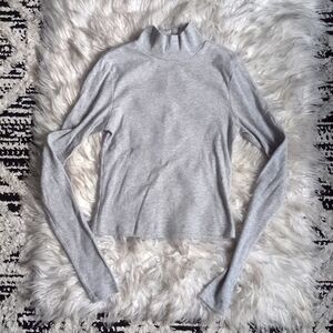 American Eagle mock neck cropped shirt size small